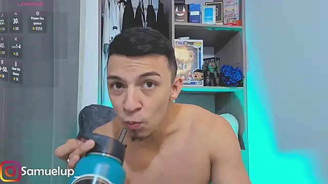 Snapshot of Samuel_up01 chatting on 03/17/26, 03:44 Samuel up01 online show from 03/17/26, 03:44