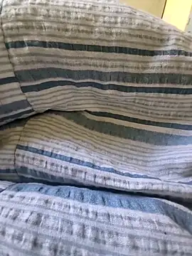 Snapshot of Alexbhuriya420 chatting on 02/15/26, 05:15 Alexbhuriya420 online show from 02/15/26, 05:15