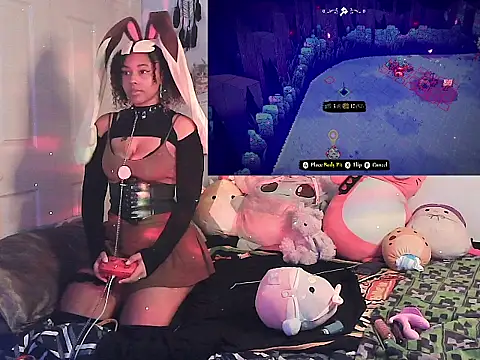 Snapshot of HonneyBunnyXO chatting on 01/15/26, 12:37 HonneyBunnyXO online show from 01/15/26, 12:37