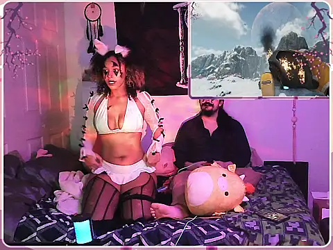 Snapshot of HonneyBunnyXO chatting on 01/18/26, 05:44 HonneyBunnyXO online show from 01/18/26, 05:44