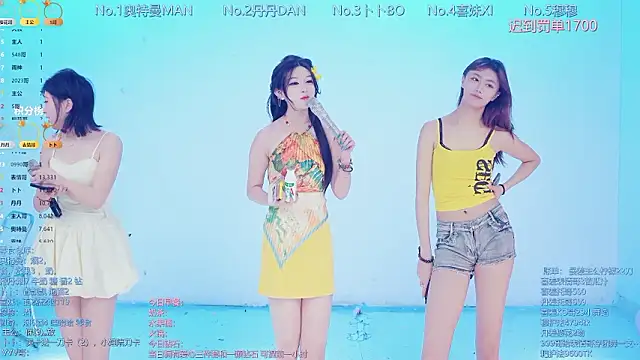 Snapshot of Luckygirls-339 chatting on 03/27/26, 10:53 Luckygirls-339 online show from 03/27/26, 10:53