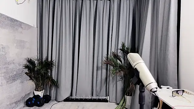 Snapshot of hafabva chatting on 05/26/26, 02:35 hafabva online show from 05/26/26, 02:35