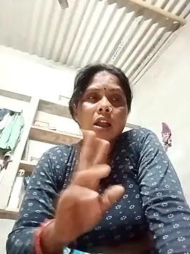 Shreya pandit online show from 04/25/26, 06:16