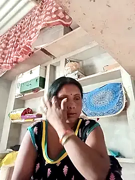 Shreya pandit online show from 04/26/26, 06:22