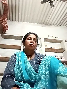 Shreya pandit online show from 04/28/26, 12:09