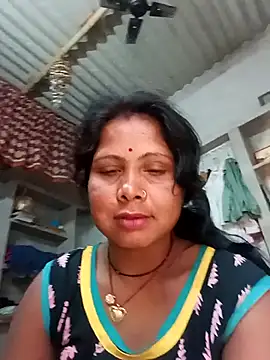 Shreya pandit online show from 05/03/26, 01:00