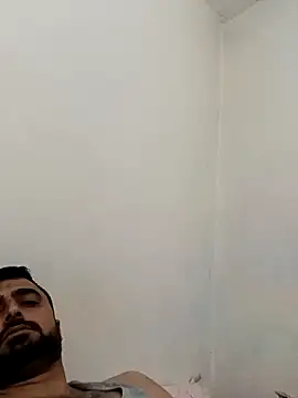 Snapshot of Kurterkegi chatting on 12/15/25, 09:19 Kurterkegi online show from 12/15/25, 09:19