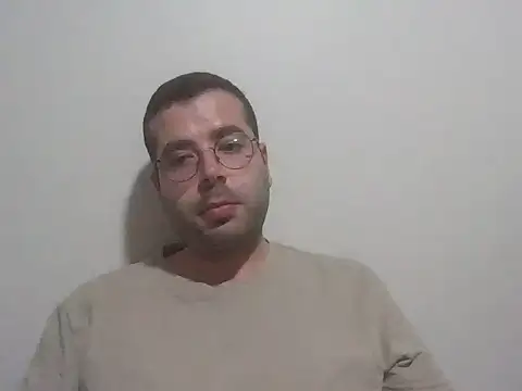 kkadam1 online show from 06/08/26, 08:53