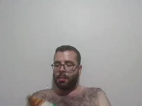 kkadam1 online show from 06/28/26, 04:57