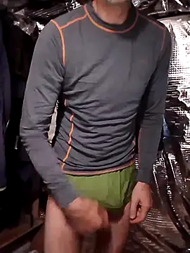 Snapshot of Quebec46 chatting on 12/21/25, 07:48 Quebec46 online show from 12/21/25, 07:48