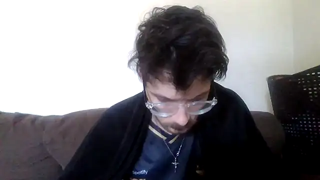 Snapshot of atreus69big chatting on 05/06/26, 01:16 atreus69big online show from 05/06/26, 01:16