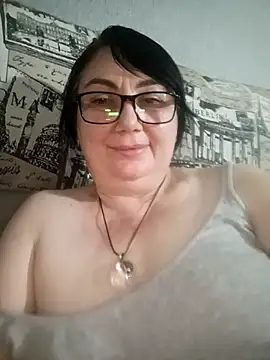 MariSwan222 online show from 06/11/26, 05:22