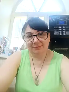 MariSwan222 online show from 06/12/26, 06:34