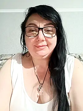 MariSwan222 online show from 06/19/26, 08:34