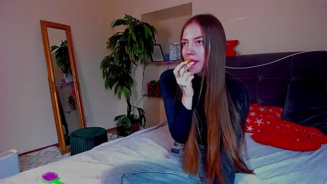 Snapshot of AdrianaCult chatting on 01/16/26, 06:28 AdrianaCult online show from 01/16/26, 06:28