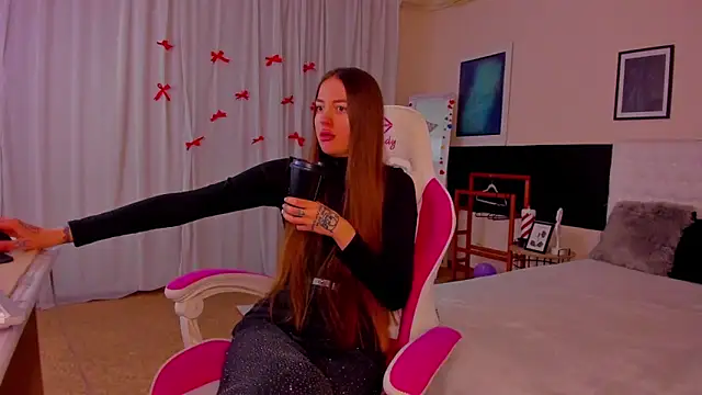 Snapshot of AdrianaCult chatting on 01/17/26, 06:40 AdrianaCult online show from 01/17/26, 06:40