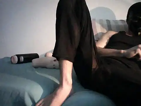 Snapshot of Mikki9233 chatting on 03/07/26, 04:26 Mikki9233 online show from 03/07/26, 04:26