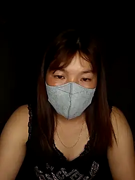 Snapshot of May-Ne chatting on 03/06/26, 01:29 May-Ne online show from 03/06/26, 01:29