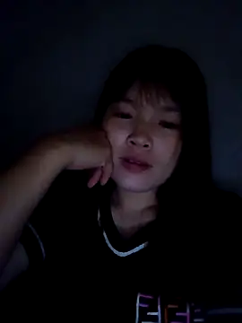 Snapshot of May-Ne chatting on 05/15/26, 02:24 May-Ne online show from 05/15/26, 02:24