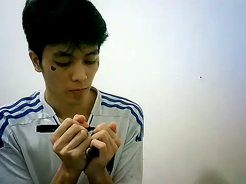 Snapshot of riodickph chatting on 12/17/25, 02:56 riodickph online show from 12/17/25, 02:56