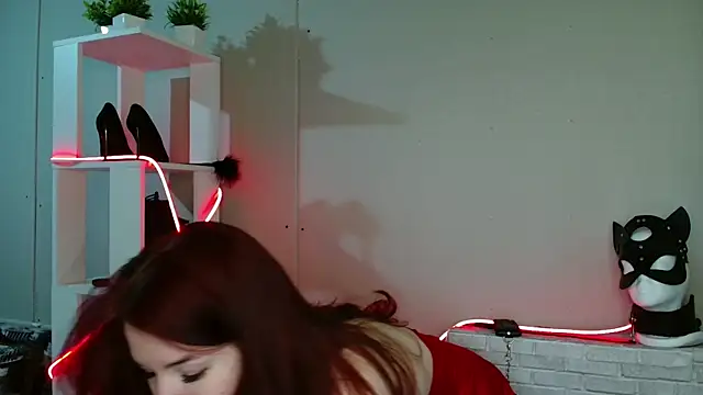 hot neighbor online show from 05/10/26, 05:23