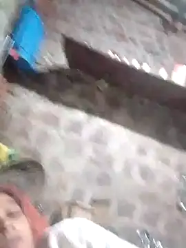 Snapshot of Rinki_malhotra chatting on 01/14/26, 09:09 Rinki malhotra online show from 01/14/26, 09:09