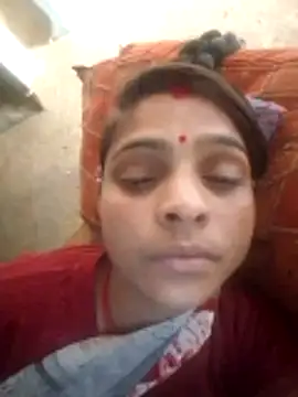 Snapshot of Rinki_malhotra chatting on 02/06/26, 09:12 Rinki malhotra online show from 02/06/26, 09:12