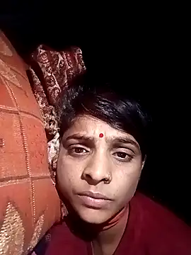 Snapshot of Rinki_malhotra chatting on 02/12/26, 07:53 Rinki malhotra online show from 02/12/26, 07:53