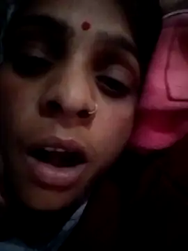 Snapshot of Rinki_malhotra chatting on 02/16/26, 12:01 Rinki malhotra online show from 02/16/26, 12:01