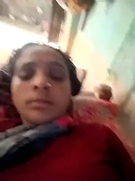 Snapshot of Rinki_malhotra chatting on 02/20/26, 08:05 Rinki malhotra online show from 02/20/26, 08:05