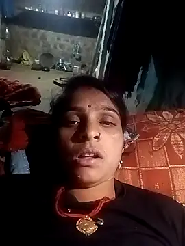 Snapshot of Rinki_malhotra chatting on 02/23/26, 06:38 Rinki malhotra online show from 02/23/26, 06:38