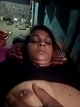 Snapshot of Rinki_malhotra chatting on 03/01/26, 06:43 Rinki malhotra online show from 03/01/26, 06:43