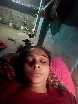 Snapshot of Rinki_malhotra chatting on 03/08/26, 06:34 Rinki malhotra online show from 03/08/26, 06:34