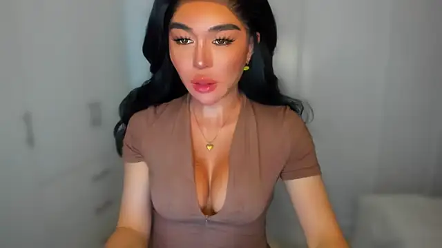 Snapshot of mxshemale_ladyboy chatting on 01/22/25, 11:53 mxshemale ladyboy online show from 01/22/25, 11:53