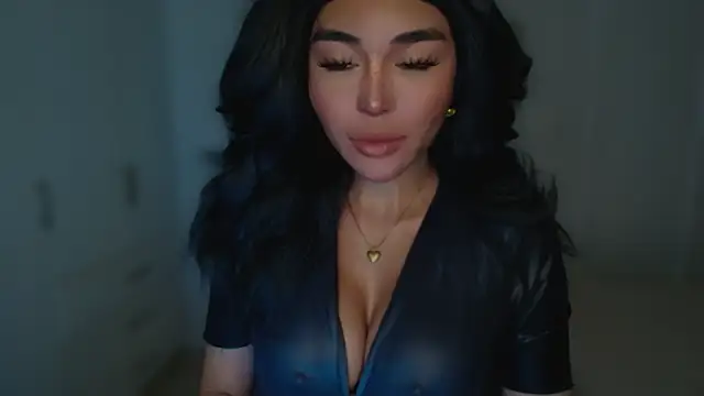 Snapshot of mxshemale_ladyboy chatting on 02/15/25, 10:31 mxshemale ladyboy online show from 02/15/25, 10:31