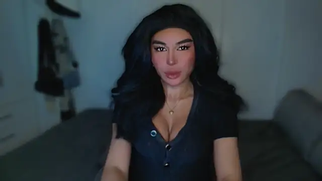 Snapshot of mxshemale_ladyboy chatting on 03/06/25, 01:37 mxshemale ladyboy online show from 03/06/25, 01:37