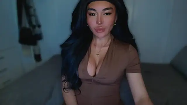 Snapshot of mxshemale_ladyboy chatting on 03/07/25, 04:35 mxshemale ladyboy online show from 03/07/25, 04:35