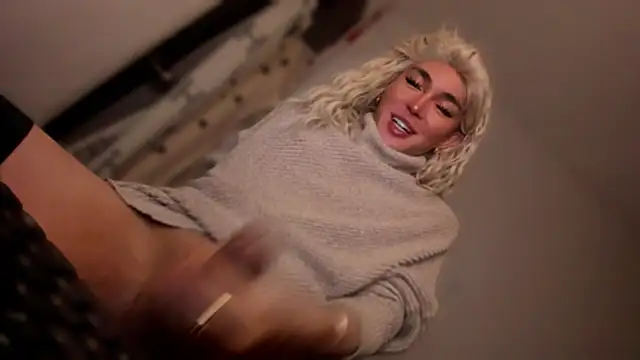 Snapshot of mxshemale_ladyboy chatting on 11/06/25, 10:32 mxshemale ladyboy online show from 11/06/25, 10:32