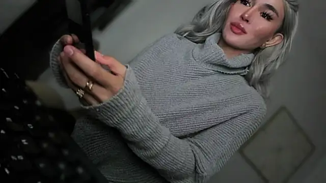 Snapshot of mxshemale_ladyboy chatting on 03/12/26, 06:47 mxshemale ladyboy online show from 03/12/26, 06:47