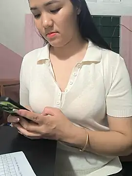 Snapshot of Sisilaydy_01 chatting on 07/01/26, 05:12 Sisilaydy 01 online show from 07/01/26, 05:12