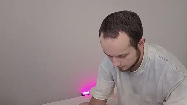 Snapshot of Pearl_couple chatting on 03/12/26, 09:04 Pearl couple online show from 03/12/26, 09:04