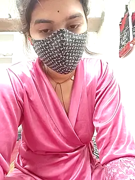 Snapshot of Cut_madhuri chatting on 04/12/26, 04:17 Cut madhuri online show from 04/12/26, 04:17