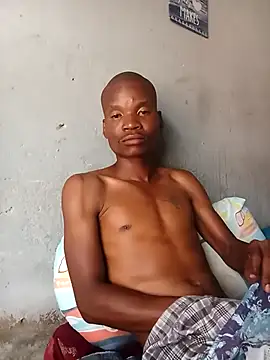 Snapshot of thabisozxz chatting on 01/11/26, 03:06 thabisozxz online show from 01/11/26, 03:06