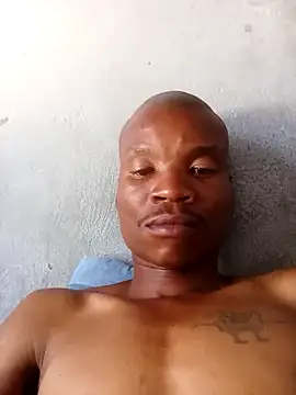 Snapshot of thabisozxz chatting on 01/18/26, 11:47 thabisozxz online show from 01/18/26, 11:47