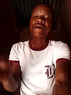 Snapshot of thabisozxz chatting on 03/24/26, 11:48 thabisozxz online show from 03/24/26, 11:48