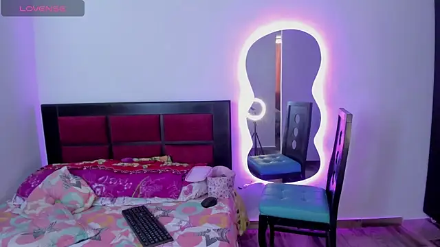 Snapshot of CRISTAL_T2 chatting on 02/23/26, 06:16 CRISTAL T2 online show from 02/23/26, 06:16