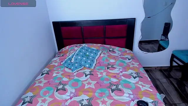 Snapshot of CRISTAL_T2 chatting on 02/25/26, 07:45 CRISTAL T2 online show from 02/25/26, 07:45