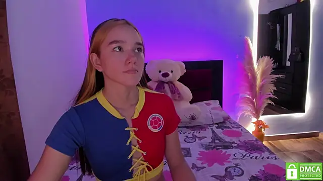 Snapshot of CRISTAL_T2 chatting on 03/27/26, 06:51 CRISTAL T2 online show from 03/27/26, 06:51