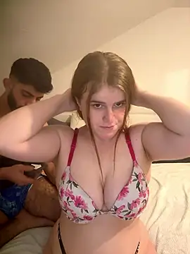 Snapshot of daddysgirly003 chatting on 01/13/26, 09:42 daddysgirly003 online show from 01/13/26, 09:42