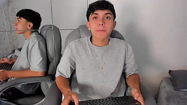  TaylorBlack online show from 04/23/26, 11:42